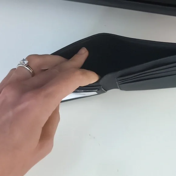 1:1 Rep Coach Wallet - Picture 5 of 5